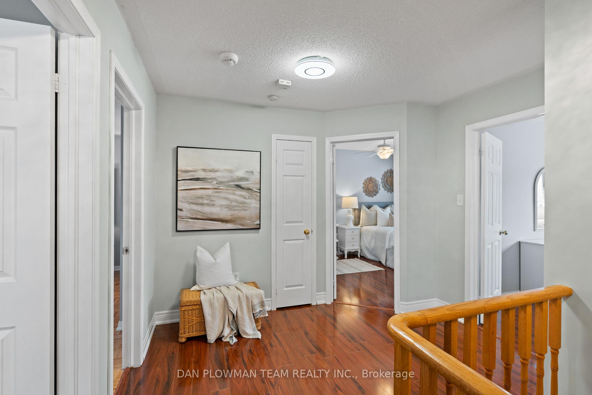 Photo 18 of 98 Longueuil Place, Whitby, Pringle Creek — HOMEH