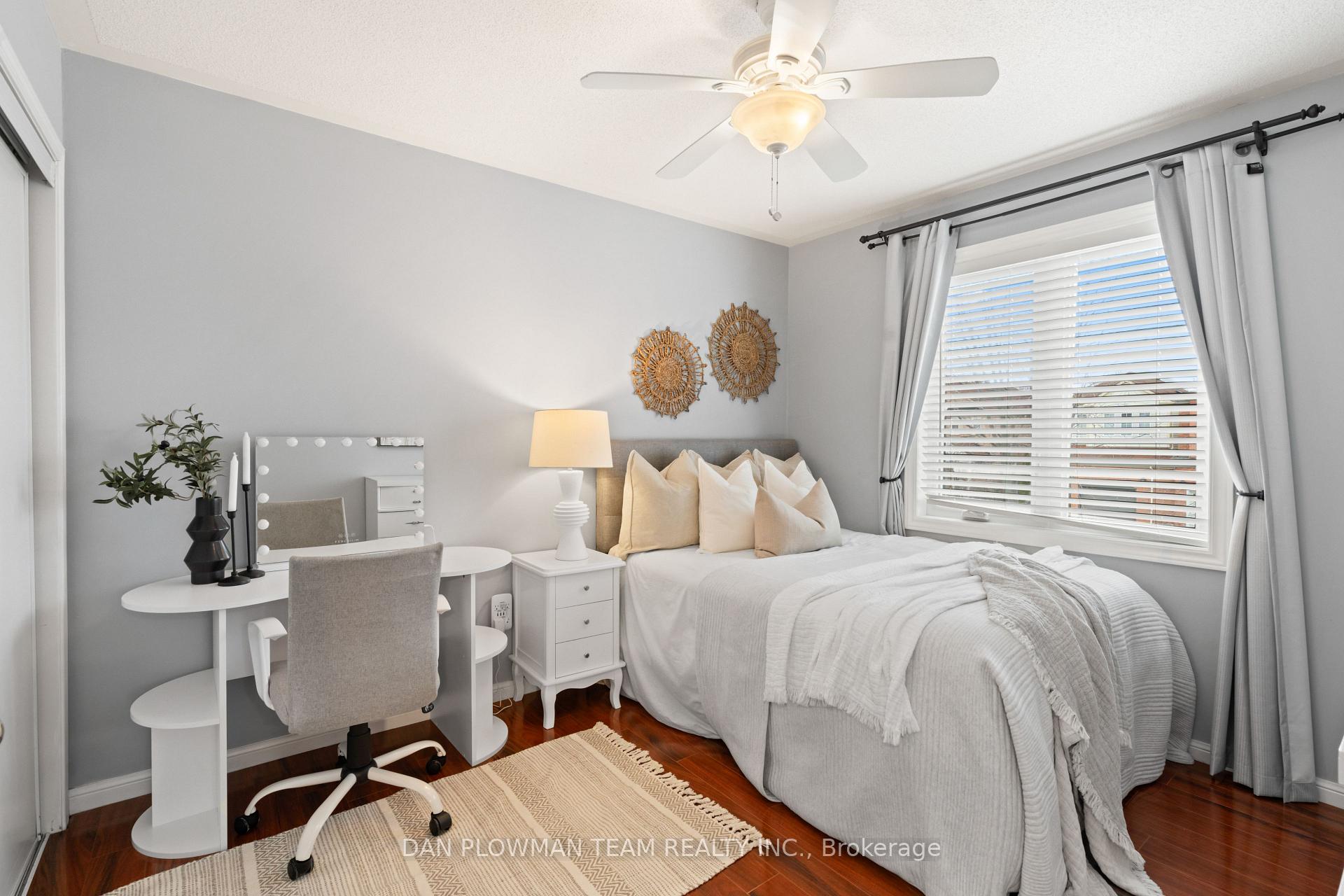 Photo 26 of 98 Longueuil Place, Whitby, Pringle Creek — HOMEH
