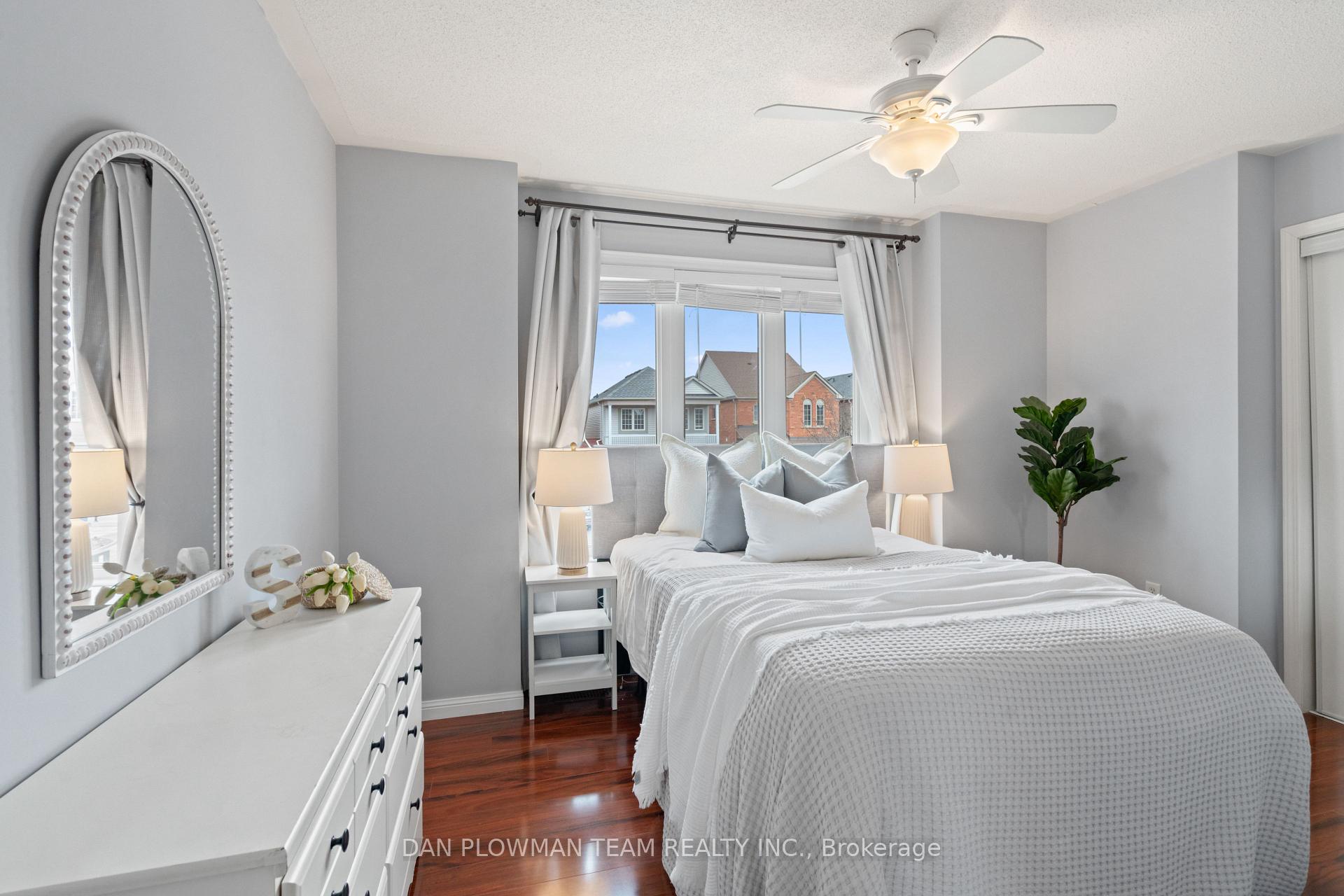 Photo 28 of 98 Longueuil Place, Whitby, Pringle Creek — HOMEH