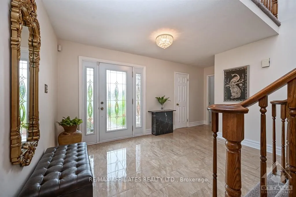 Photo 2 of 1343 Turner Crescent, Ottawa, Bilberry Creek/Queenswood Heights — HOMEH