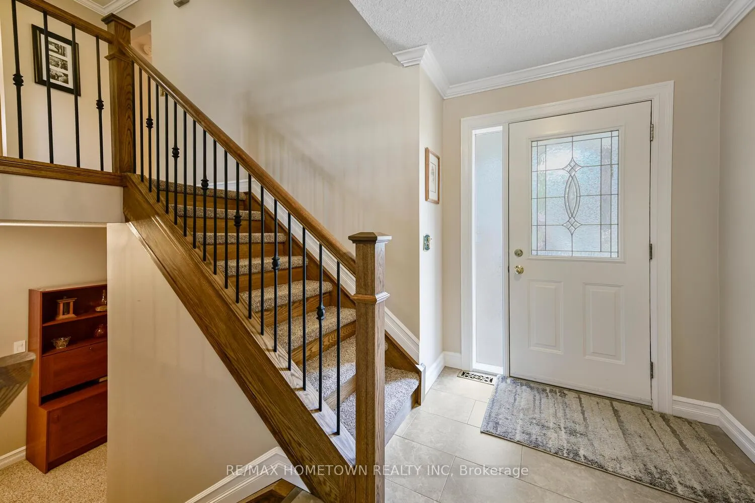Photo 5 of 80 Cambridge Crescent, Brockville — HOMEH