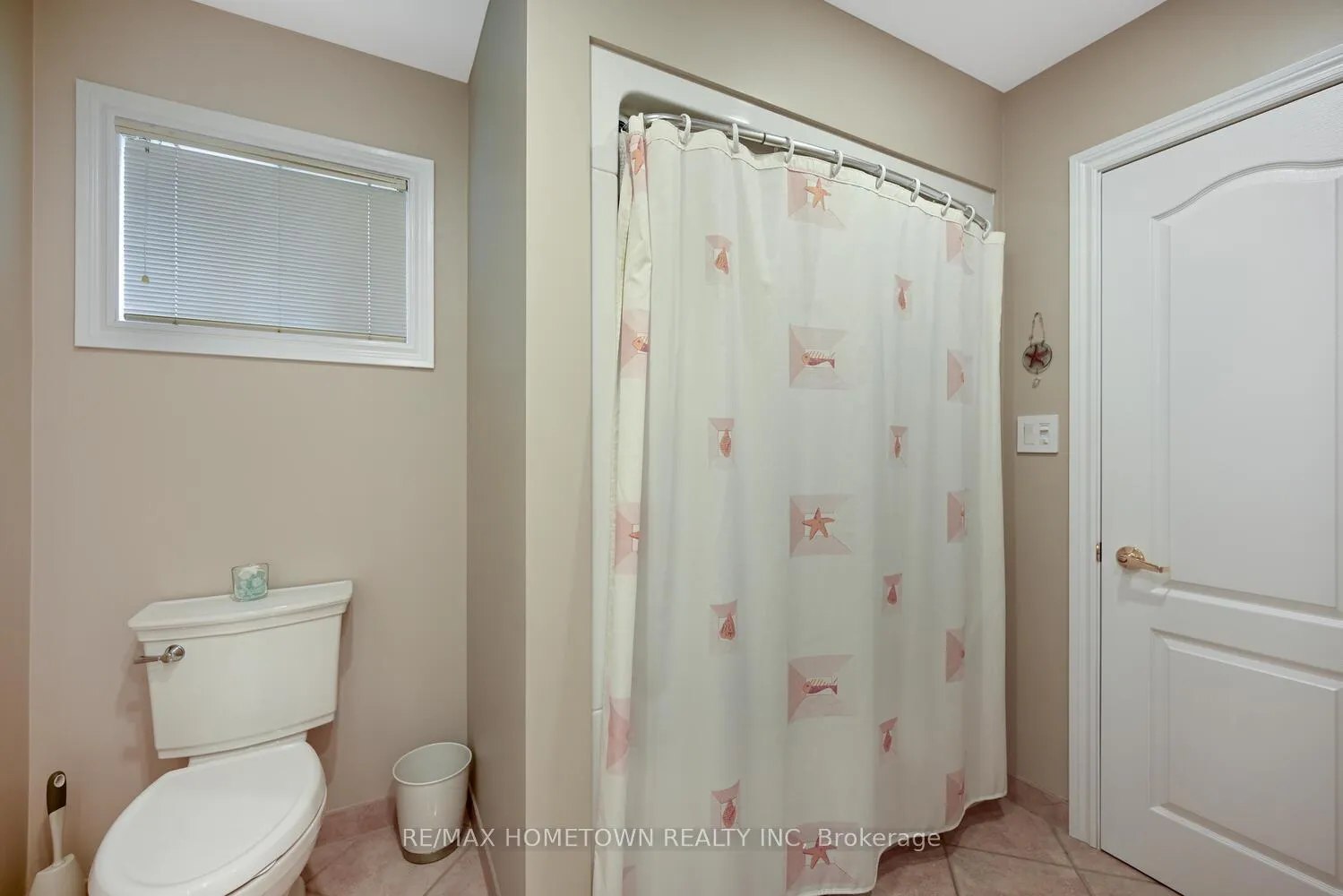 Photo 21 of 80 Cambridge Crescent, Brockville — HOMEH