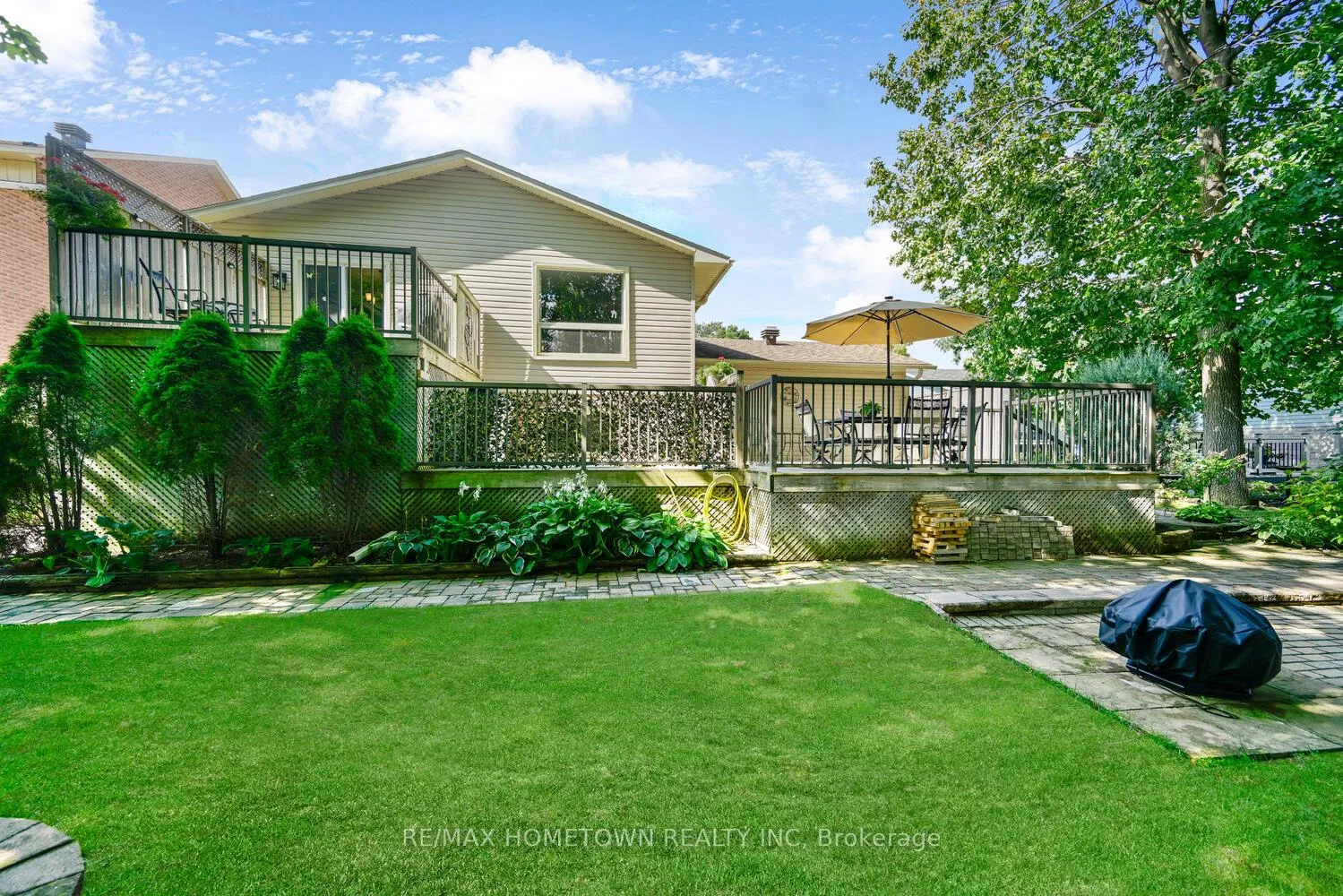 Photo 38 of 80 Cambridge Crescent, Brockville — HOMEH