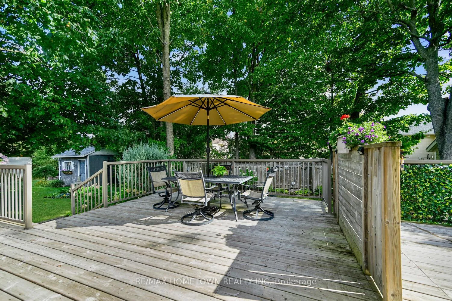 Photo 43 of 80 Cambridge Crescent, Brockville — HOMEH