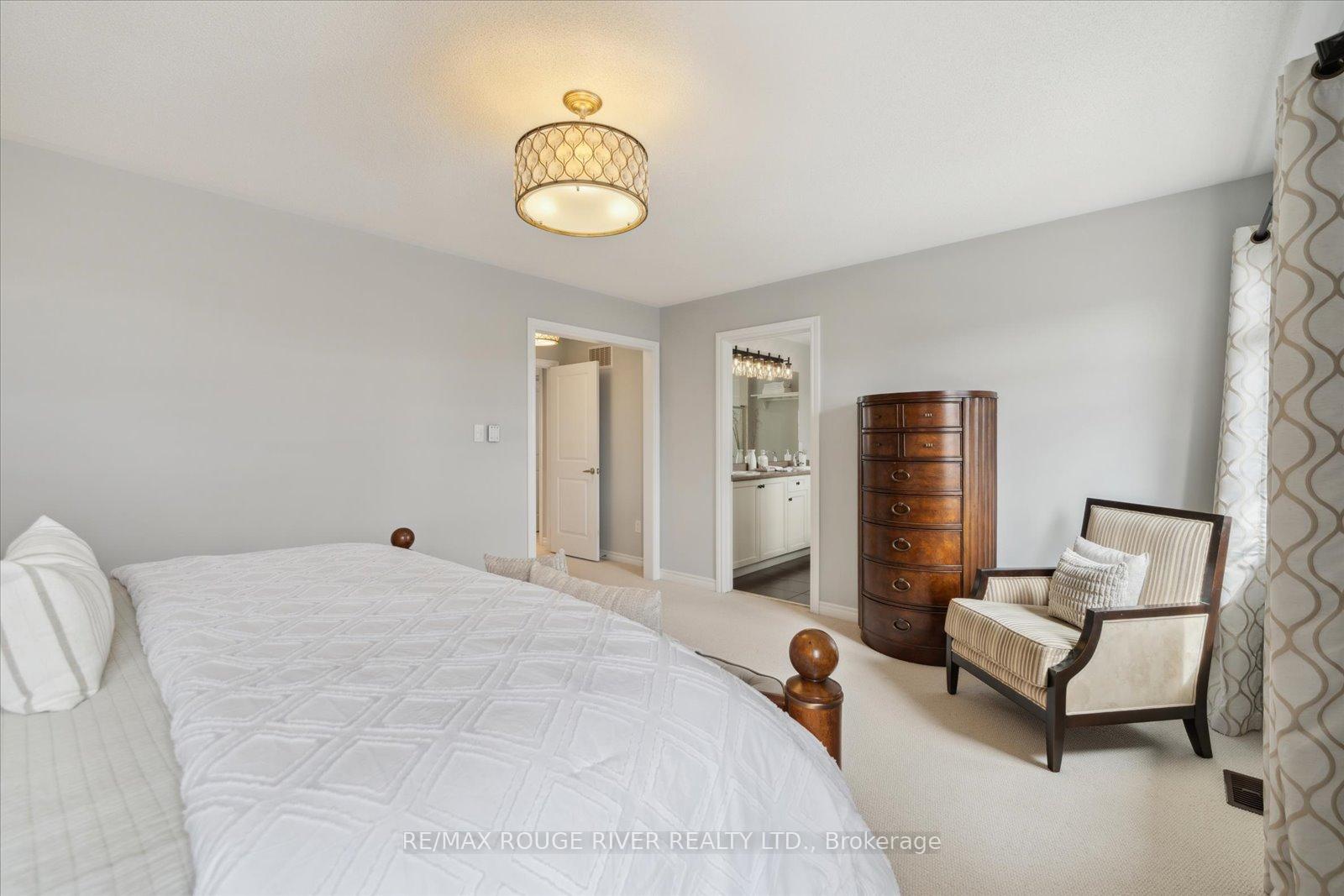 Photo 25 of 47 Nightingale Crescent, Whitby, Brooklin — HOMEH