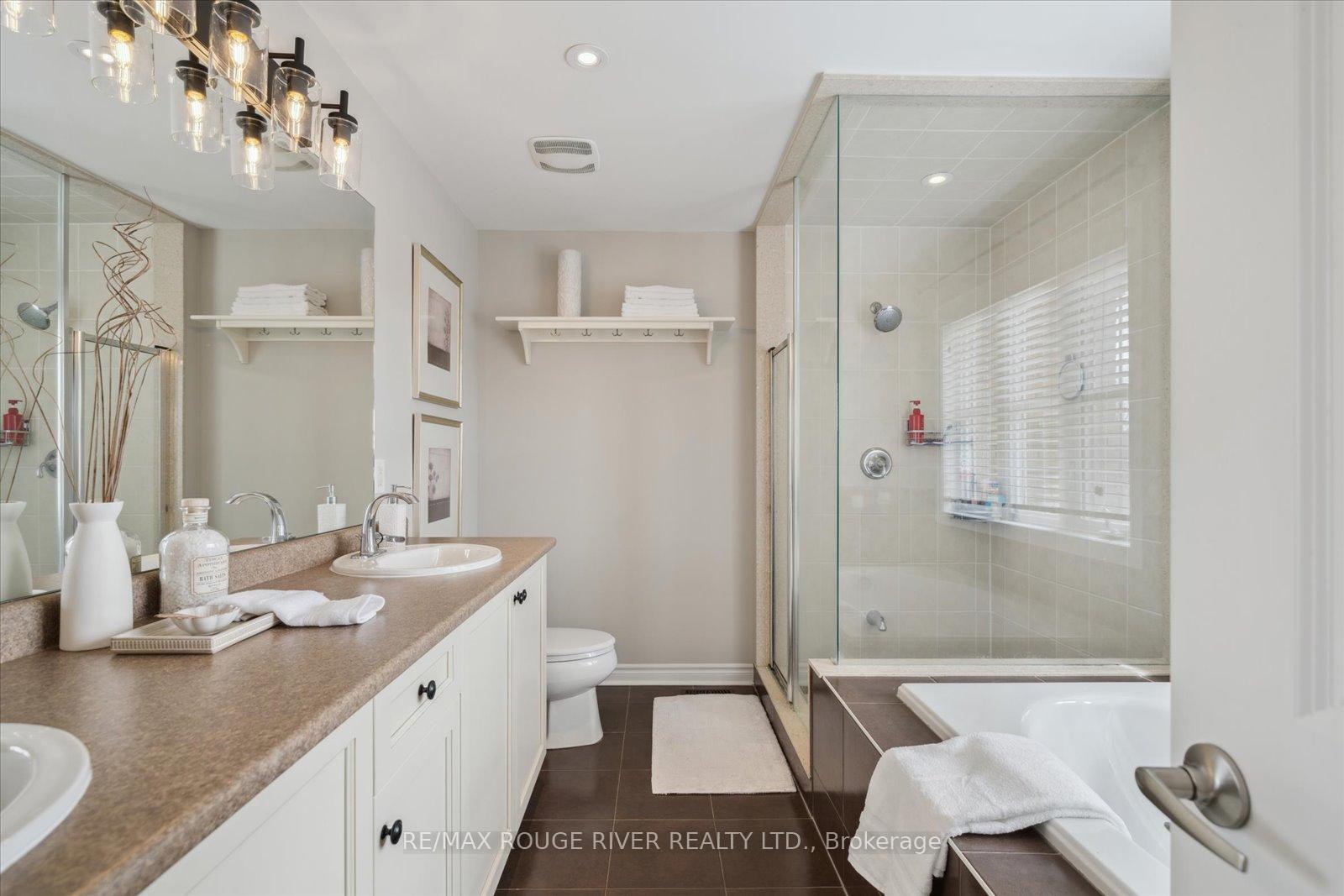 Photo 26 of 47 Nightingale Crescent, Whitby, Brooklin — HOMEH