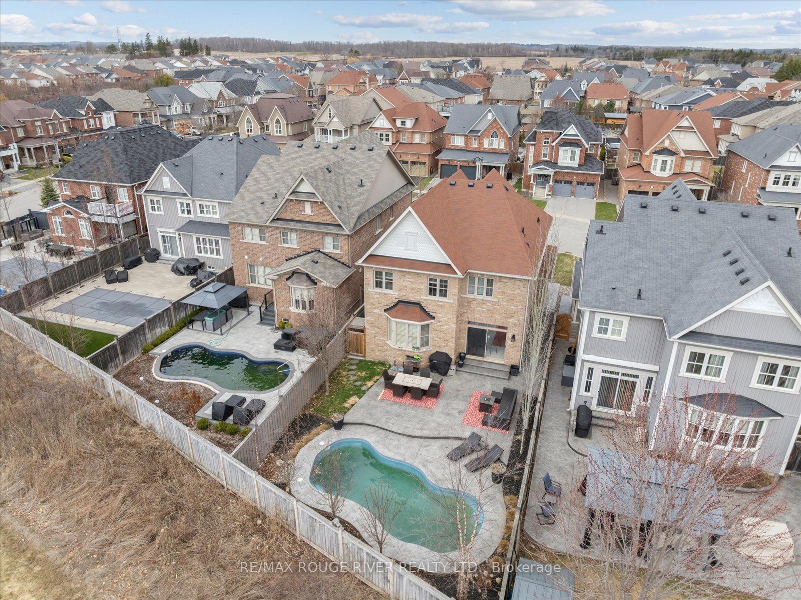 Photo 39 of 47 Nightingale Crescent, Whitby, Brooklin — HOMEH