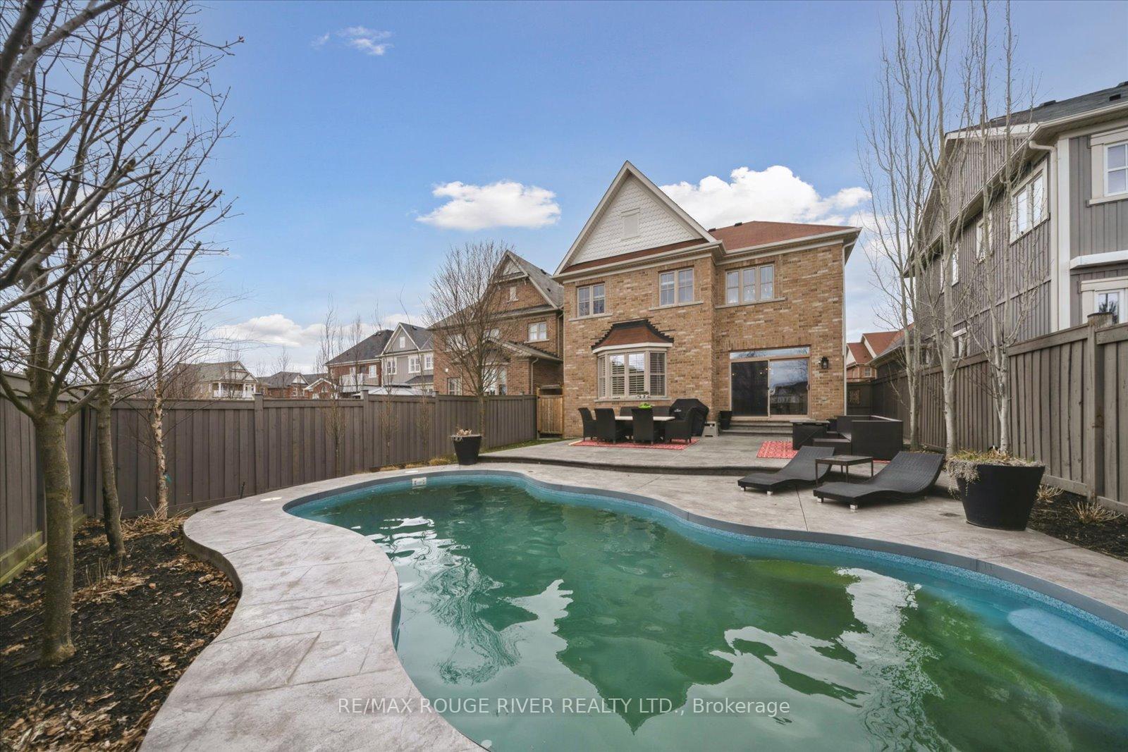 Photo 41 of 47 Nightingale Crescent, Whitby, Brooklin — HOMEH