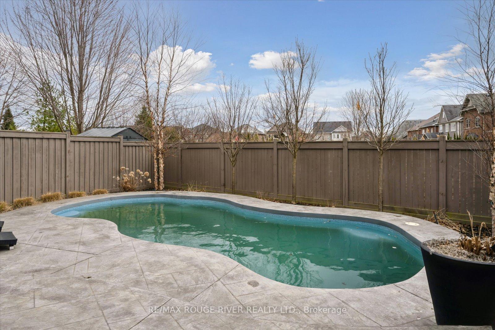 Photo 48 of 47 Nightingale Crescent, Whitby, Brooklin — HOMEH