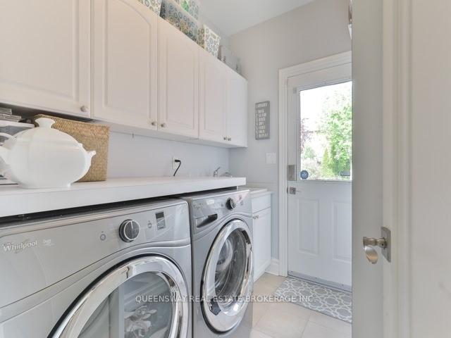 Photo 10 of 19 Petermann Street, Aurora, Bayview Northeast — HOMEH