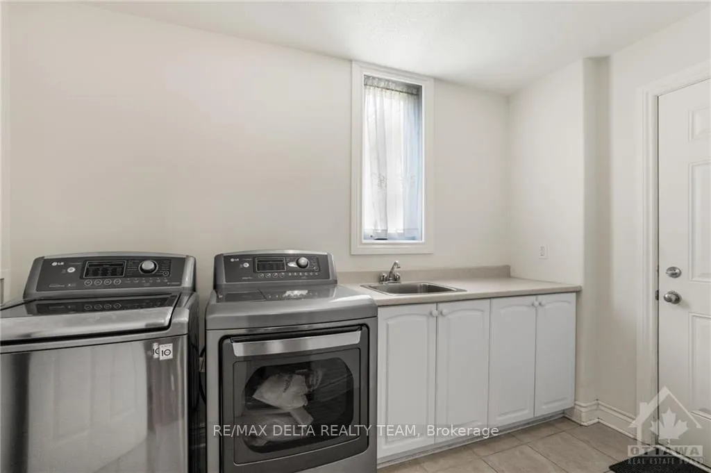 Photo 9 of 572 Aquaview Drive, Ottawa, Avalon East — HOMEH