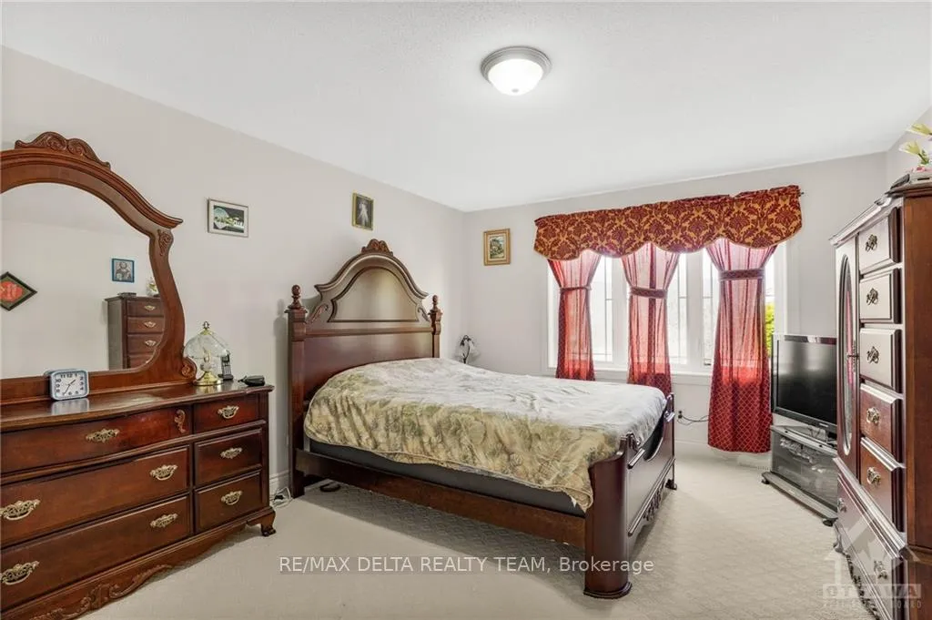 Photo 14 of 572 Aquaview Drive, Ottawa, Avalon East — HOMEH
