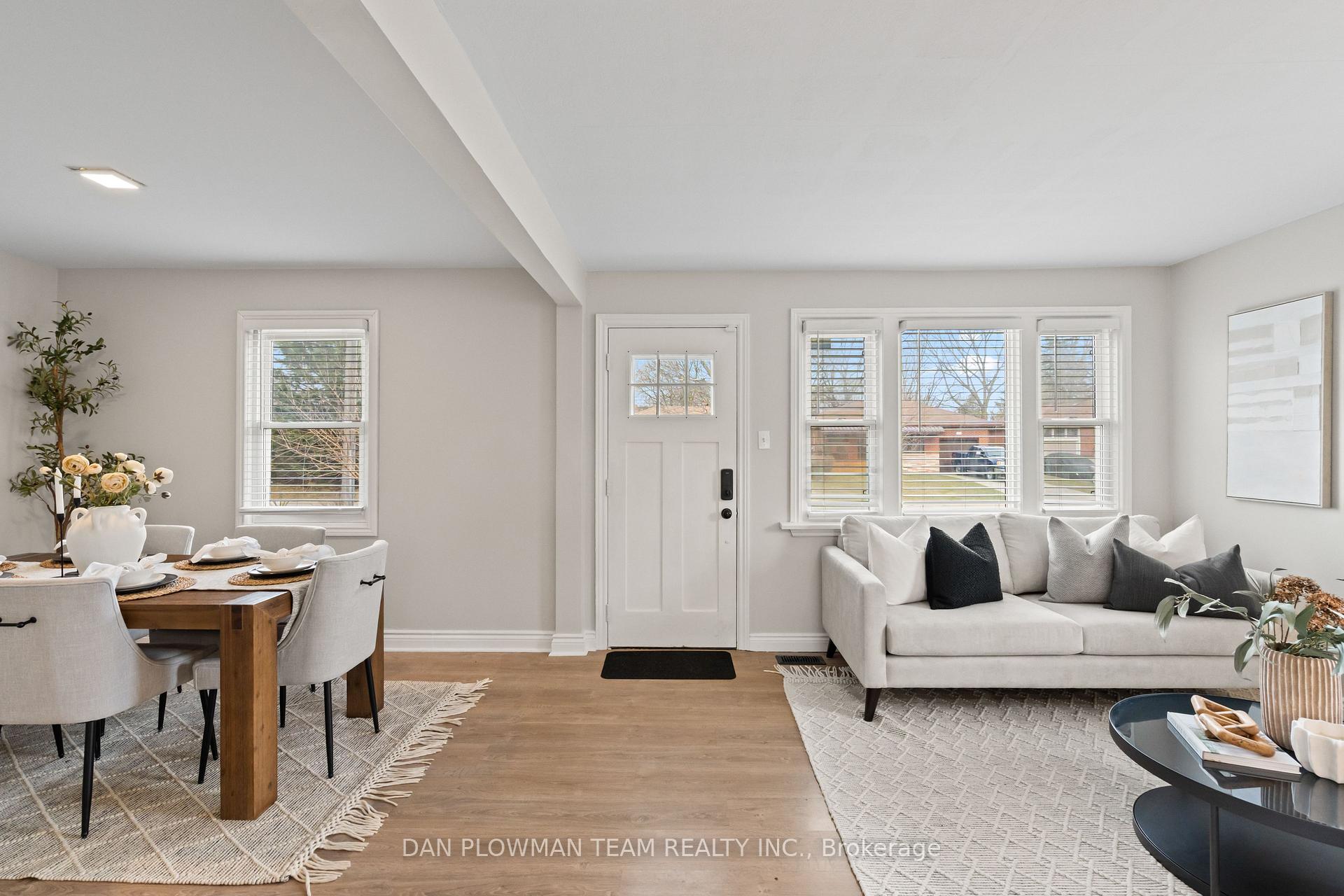 Photo 5 of 1116 Hortop Street, Oshawa, Centennial — HOMEH