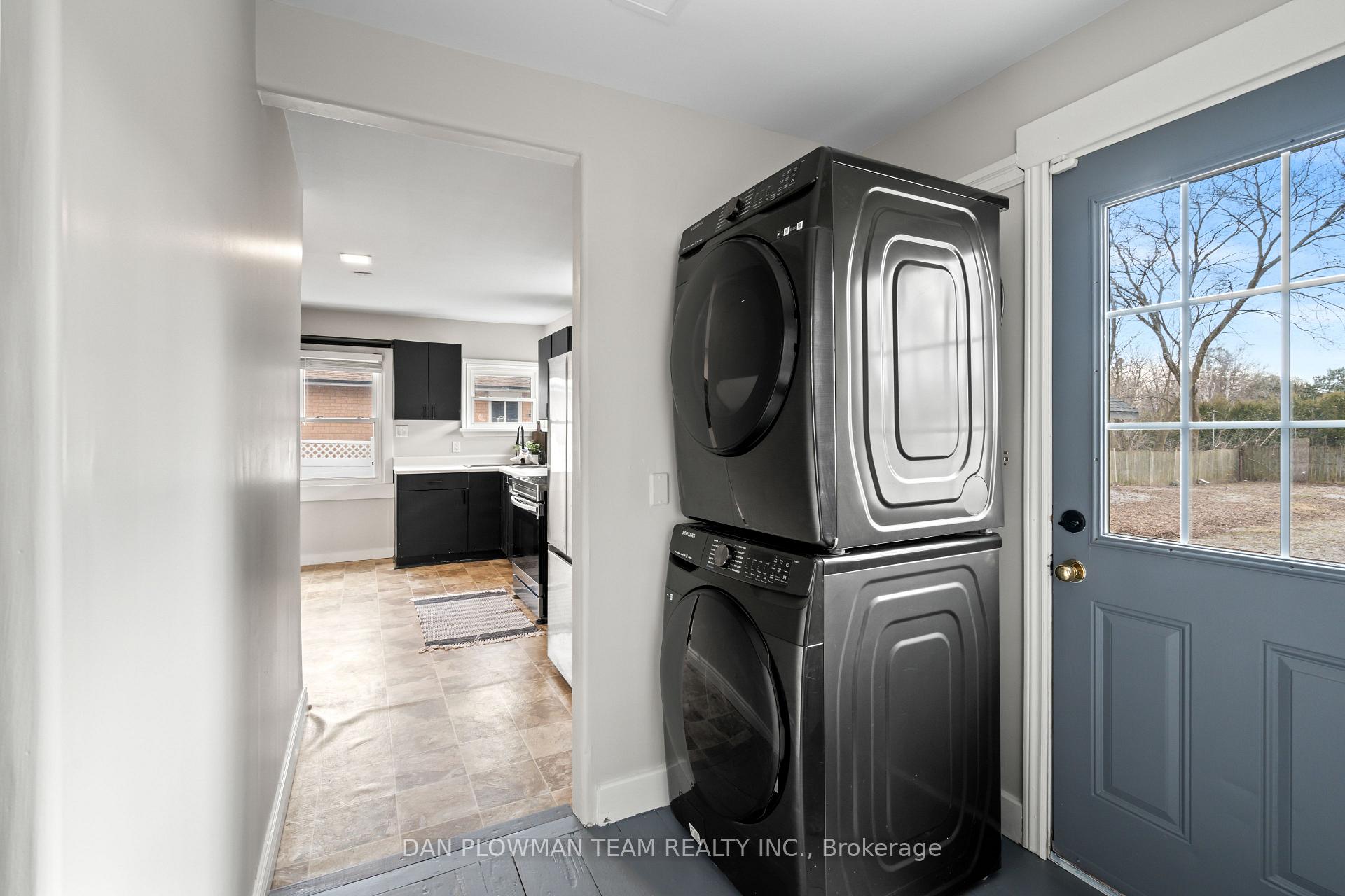 Photo 18 of 1116 Hortop Street, Oshawa, Centennial — HOMEH
