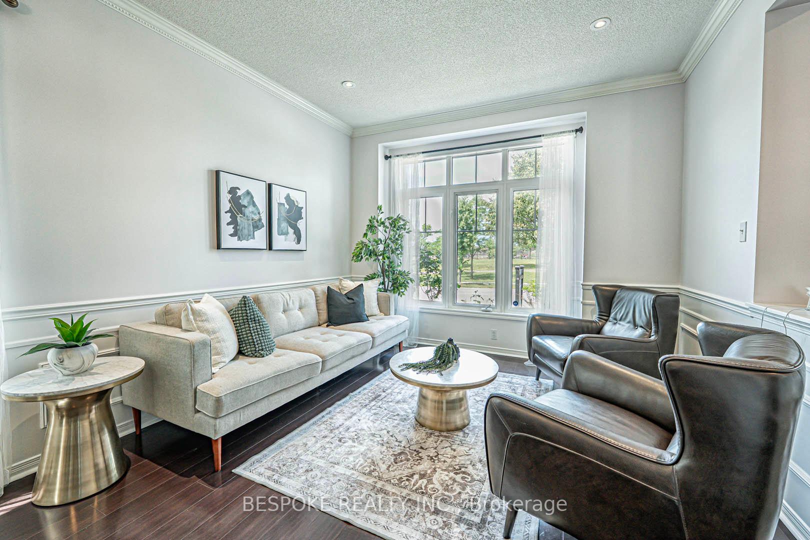 Photo 2 of 33 Bambridge Street, Ajax, Central East — HOMEH