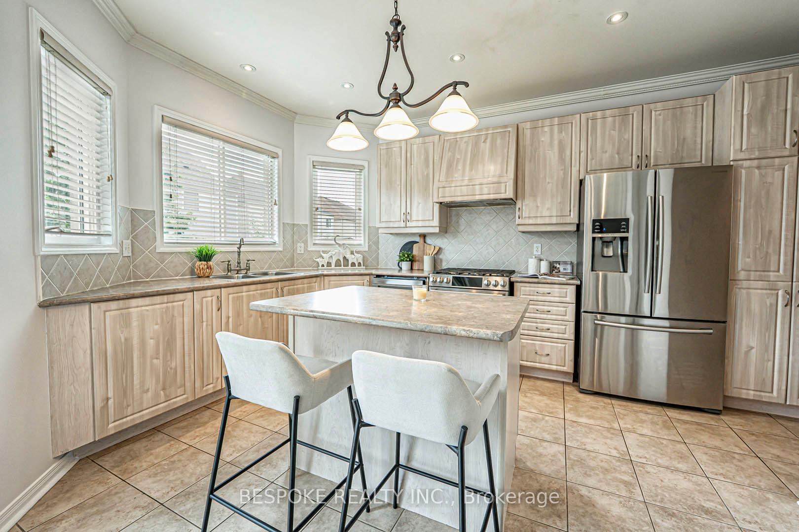 Photo 17 of 33 Bambridge Street, Ajax, Central East — HOMEH