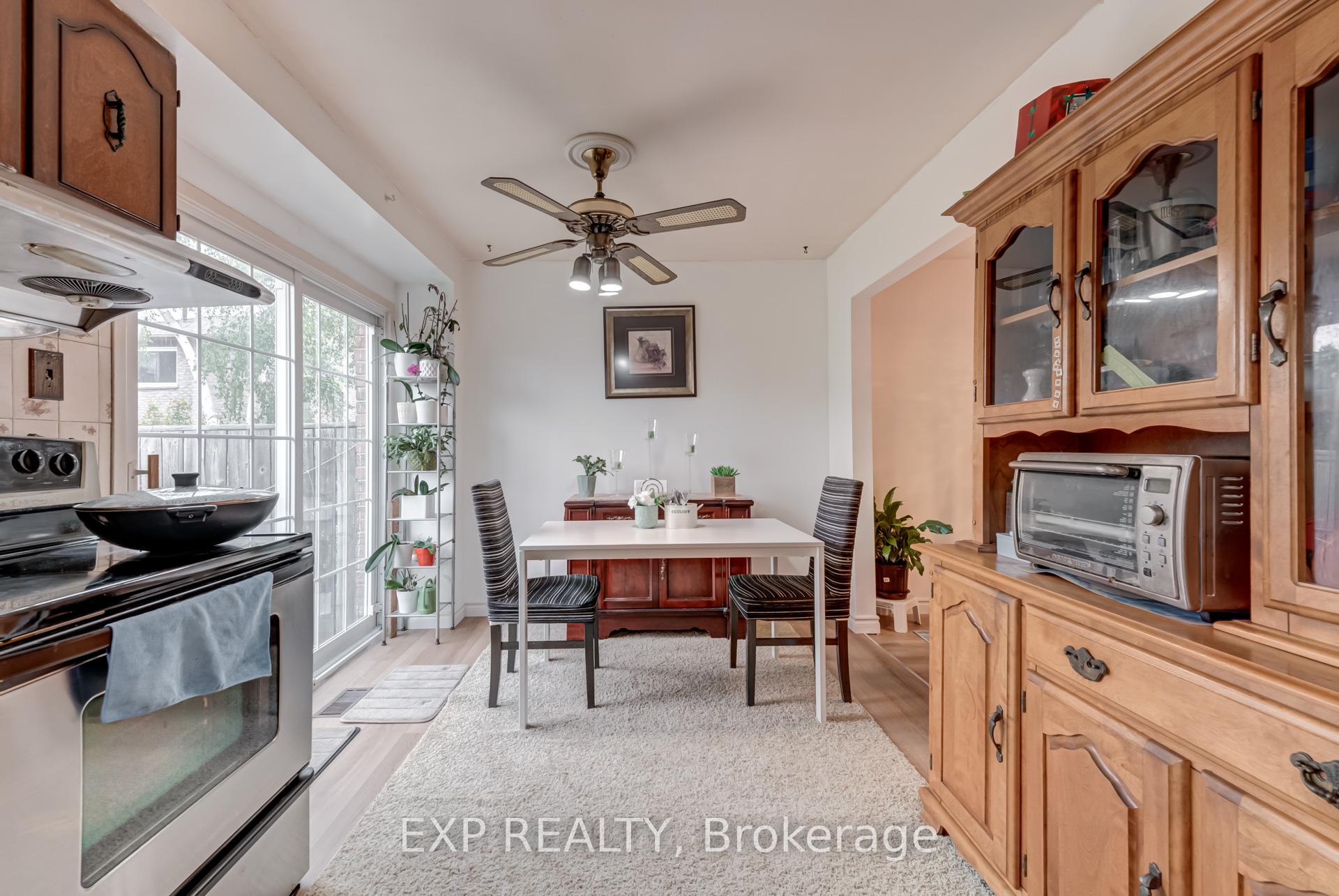 Photo 12 of 55 Hord Crescent, Vaughan, Lakeview Estates — HOMEH