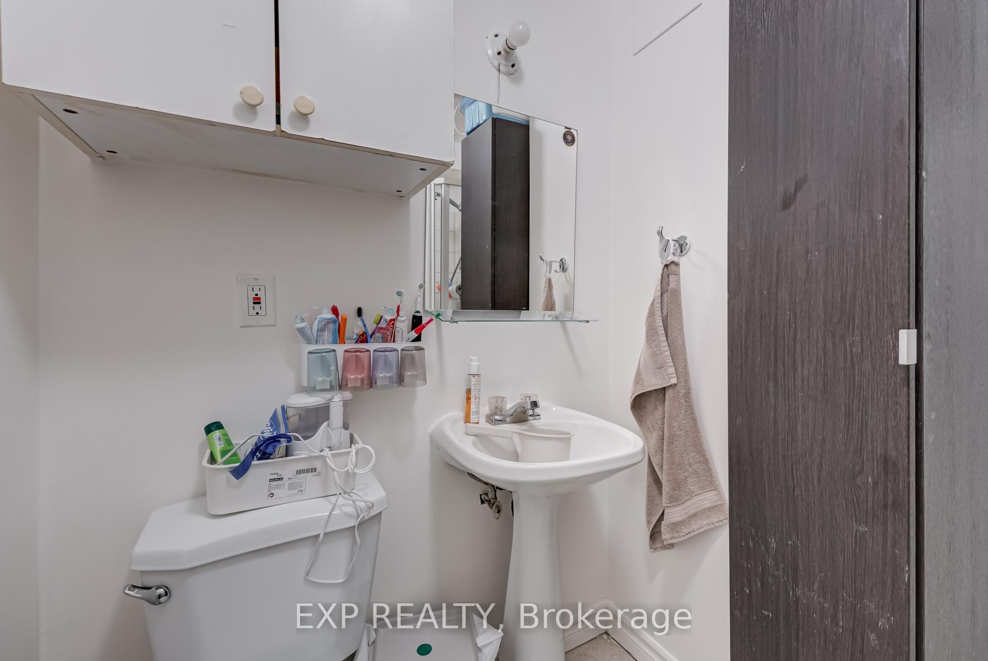 Photo 35 of 55 Hord Crescent, Vaughan, Lakeview Estates — HOMEH