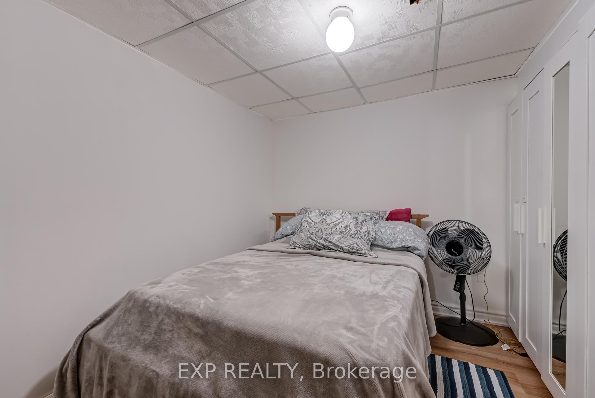 Photo 36 of 55 Hord Crescent, Vaughan, Lakeview Estates — HOMEH