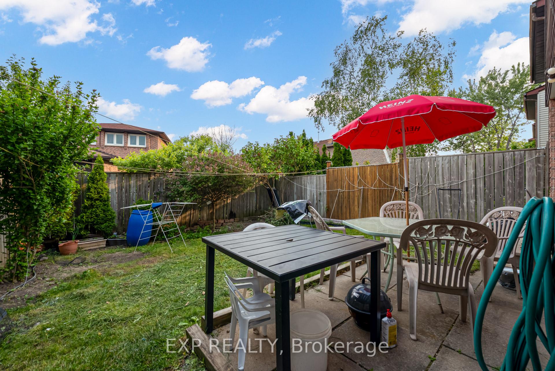 Photo 44 of 55 Hord Crescent, Vaughan, Lakeview Estates — HOMEH