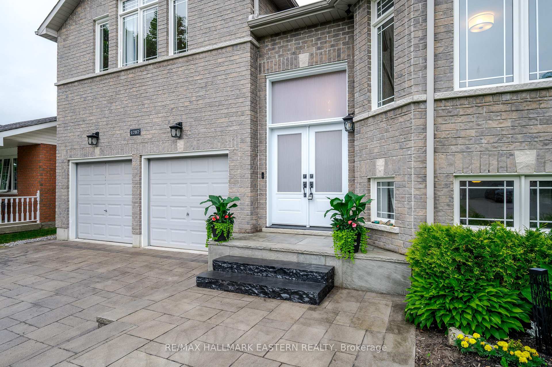 Photo 2 of 1787 Waddell Avenue, Peterborough, Otonabee Ward 1 — HOMEH