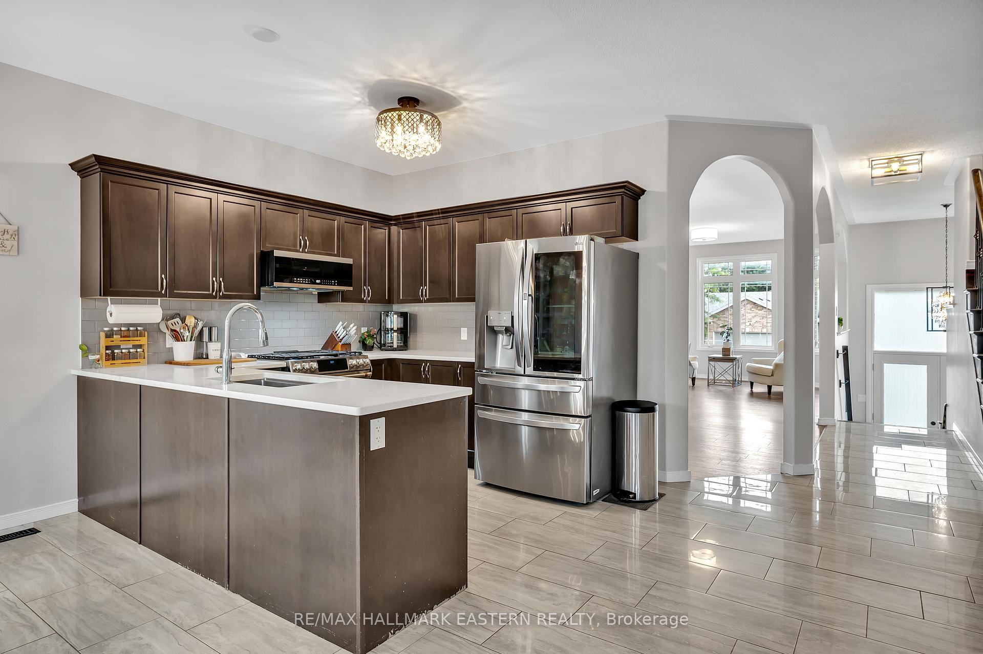 Photo 3 of 1787 Waddell Avenue, Peterborough, Otonabee Ward 1 — HOMEH