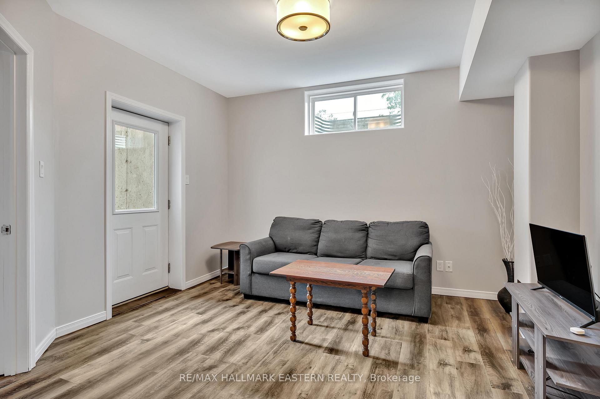 Photo 21 of 1787 Waddell Avenue, Peterborough, Otonabee Ward 1 — HOMEH
