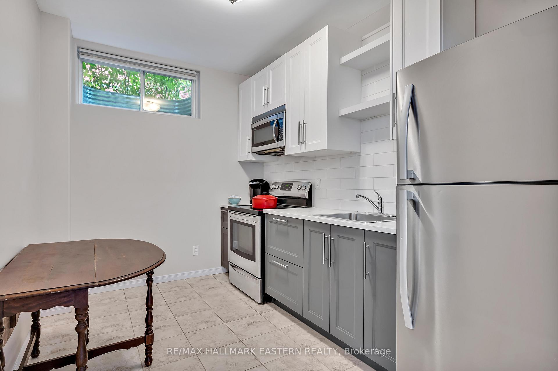 Photo 23 of 1787 Waddell Avenue, Peterborough, Otonabee Ward 1 — HOMEH