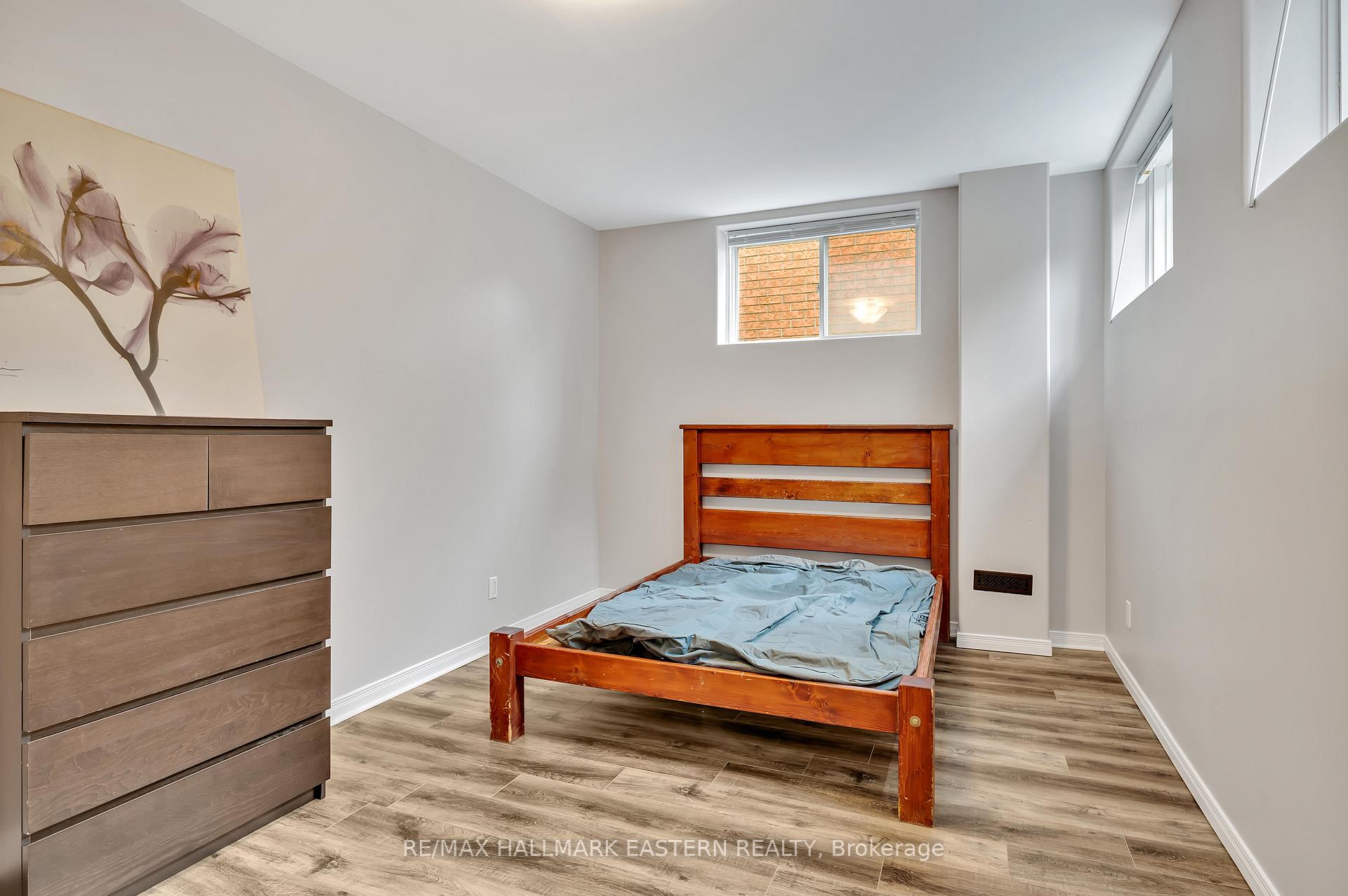 Photo 26 of 1787 Waddell Avenue, Peterborough, Otonabee Ward 1 — HOMEH
