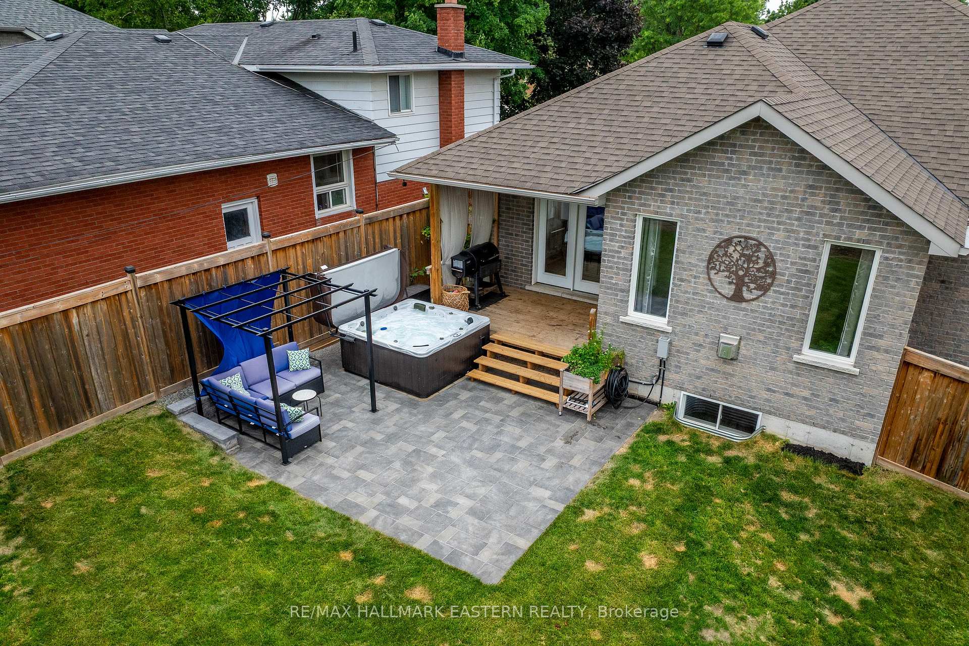 Photo 29 of 1787 Waddell Avenue, Peterborough, Otonabee Ward 1 — HOMEH