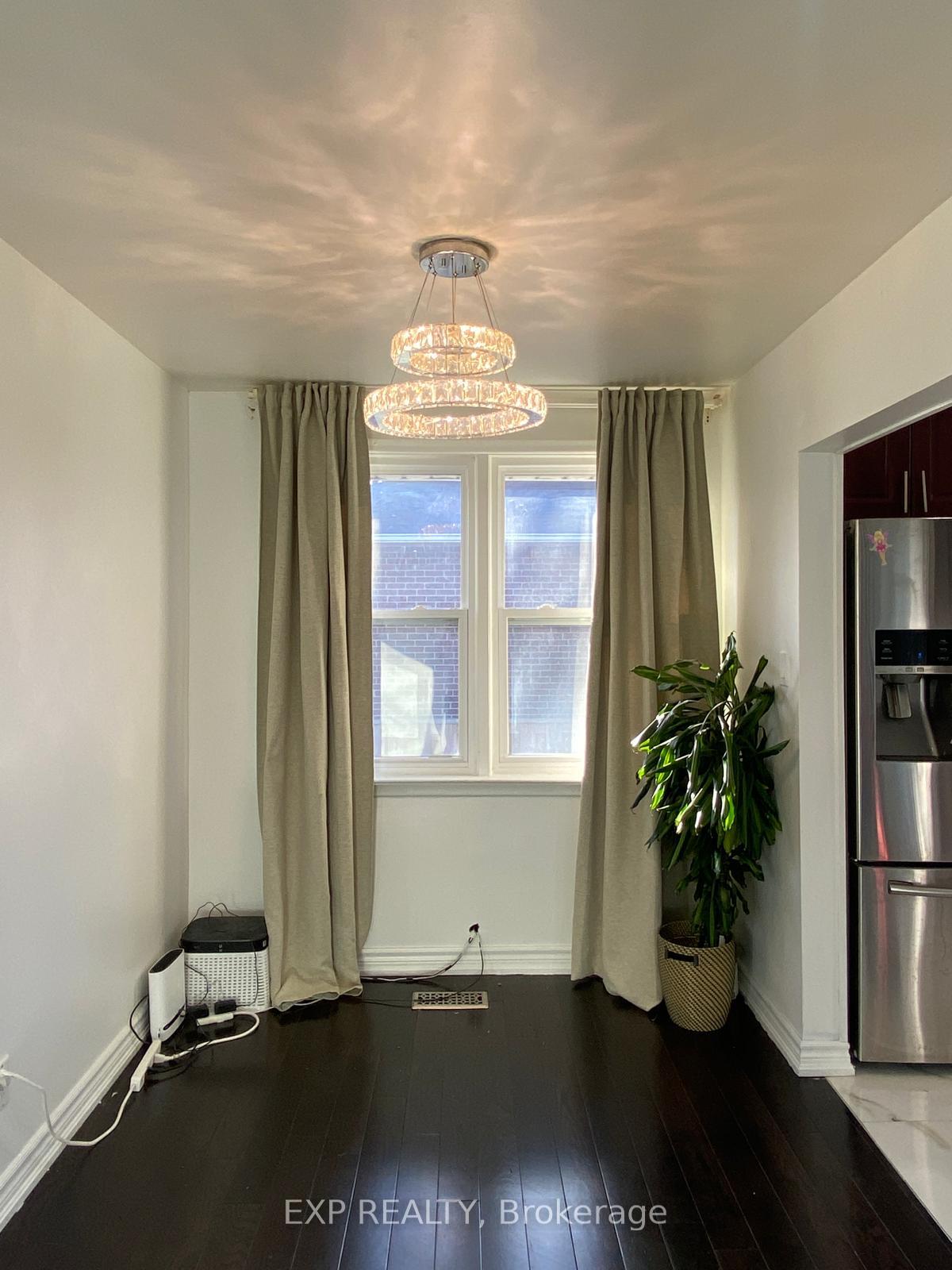 Photo 4 of 802 Phillip Murray Avenue, Oshawa, Lakeview — HOMEH