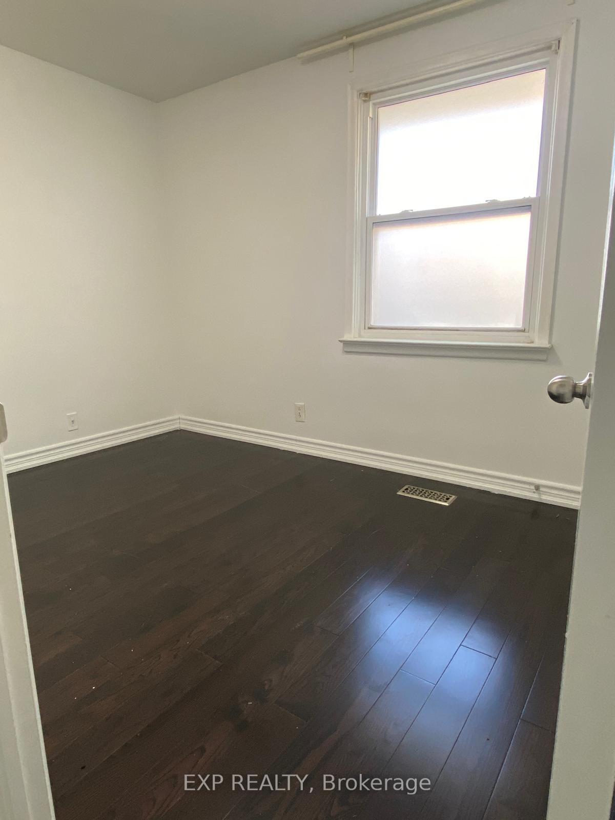 Photo 9 of 802 Phillip Murray Avenue, Oshawa, Lakeview — HOMEH