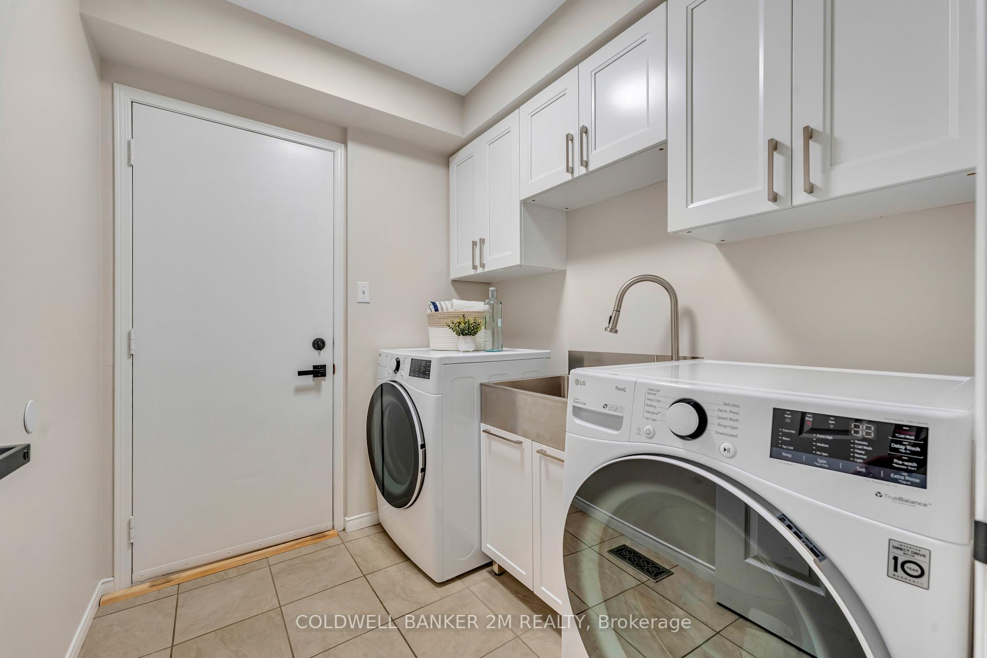 Photo 12 of 117 Harkness Drive, Whitby, Rolling Acres — HOMEH