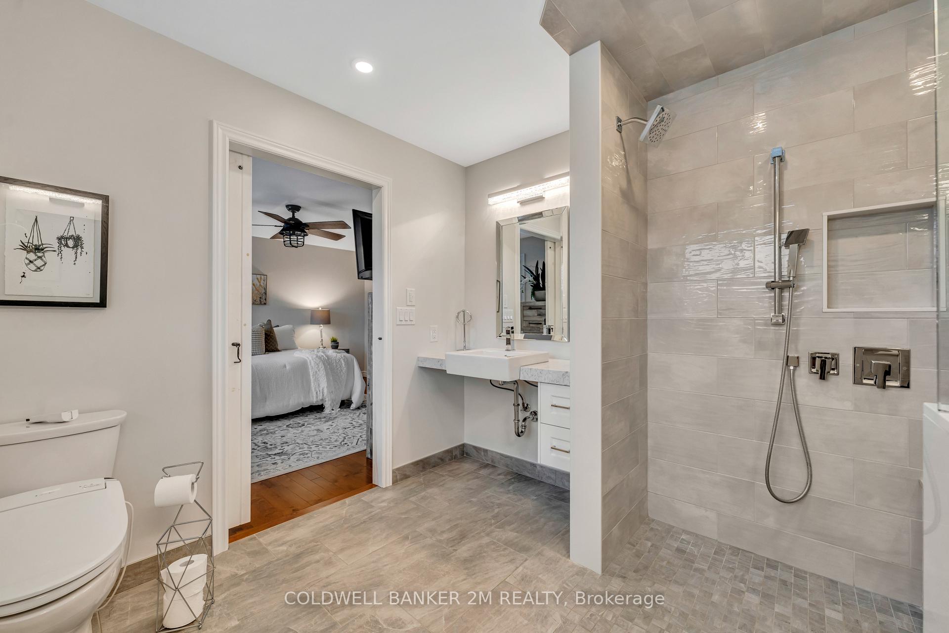 Photo 18 of 117 Harkness Drive, Whitby, Rolling Acres — HOMEH