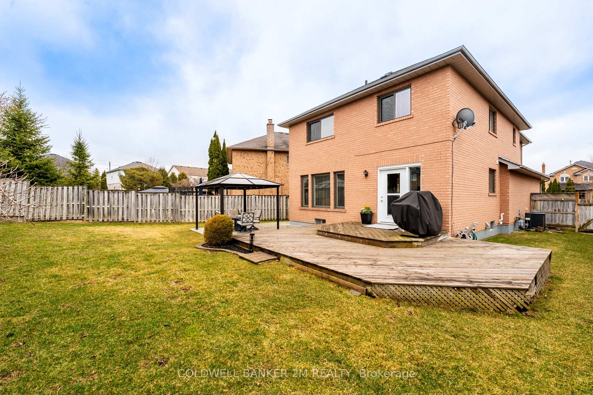 Photo 34 of 117 Harkness Drive, Whitby, Rolling Acres — HOMEH