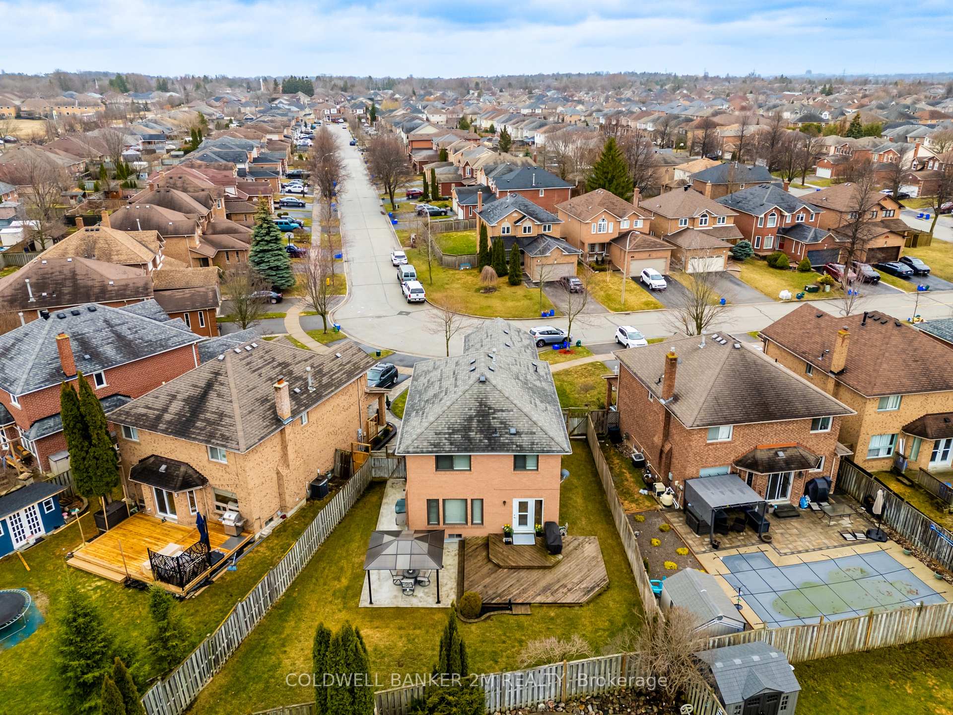 Photo 35 of 117 Harkness Drive, Whitby, Rolling Acres — HOMEH