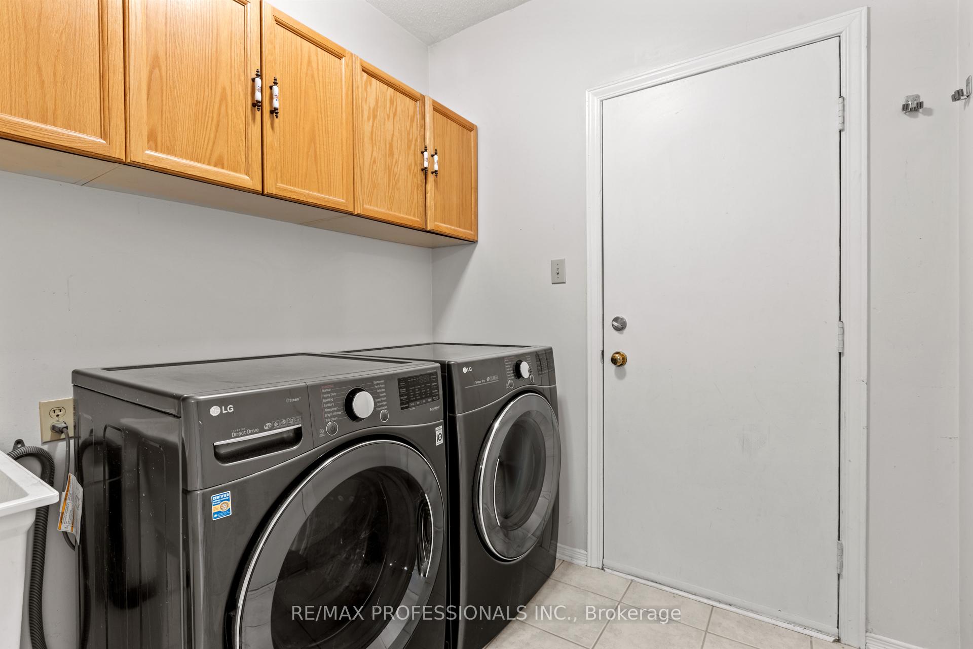 Photo 18 of 676 Merkley Drive, Ottawa, Fallingbrook/Pineridge — HOMEH