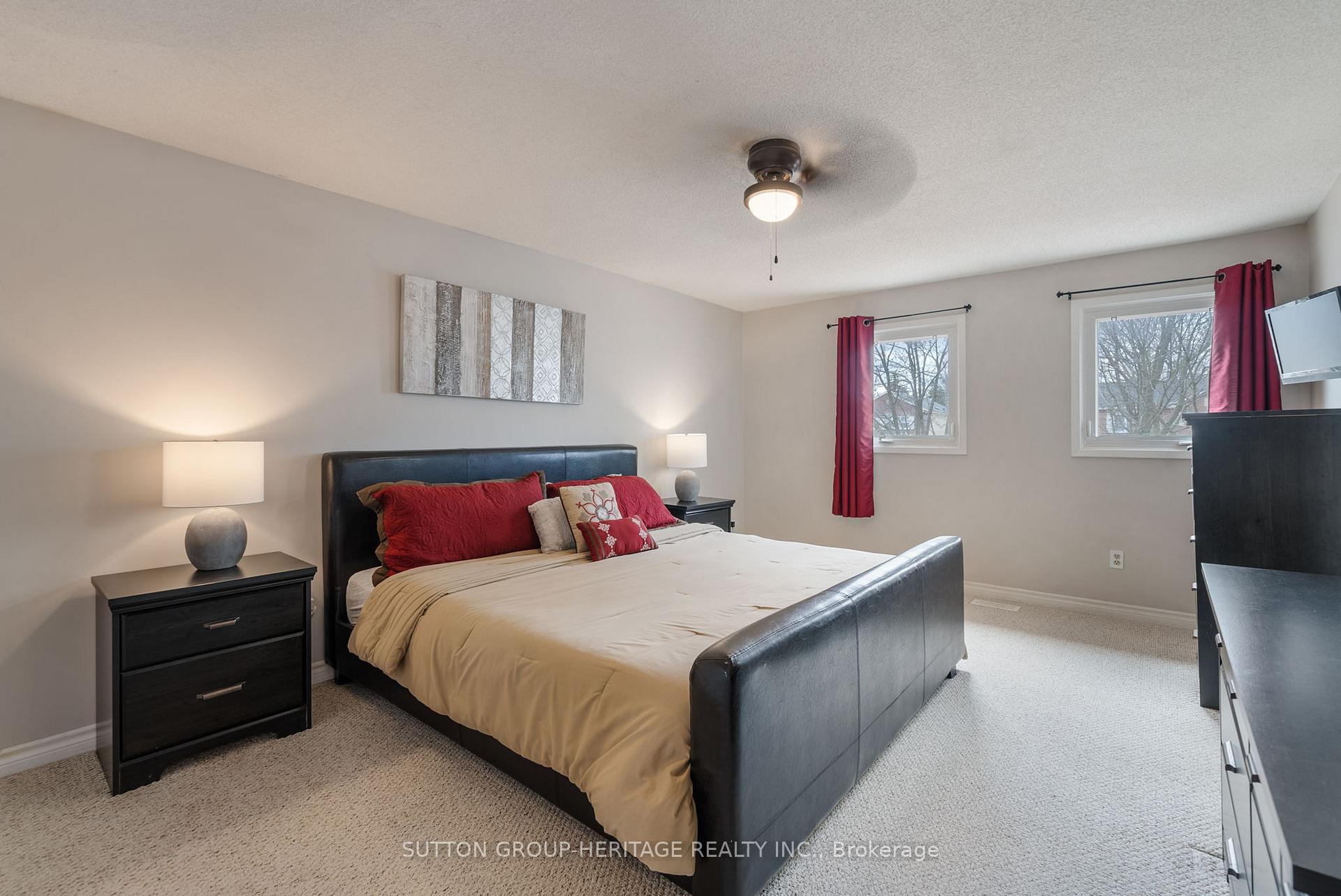 Photo 19 of 618 Sugar Maple Crescent, Whitby, Williamsburg — HOMEH