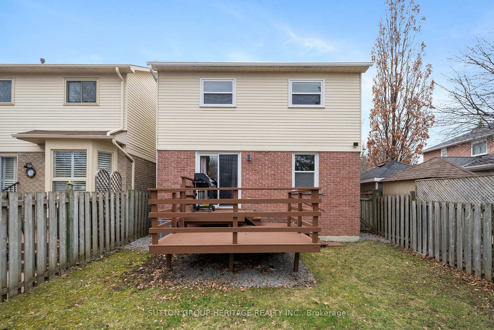 Photo 35 of 618 Sugar Maple Crescent, Whitby, Williamsburg — HOMEH