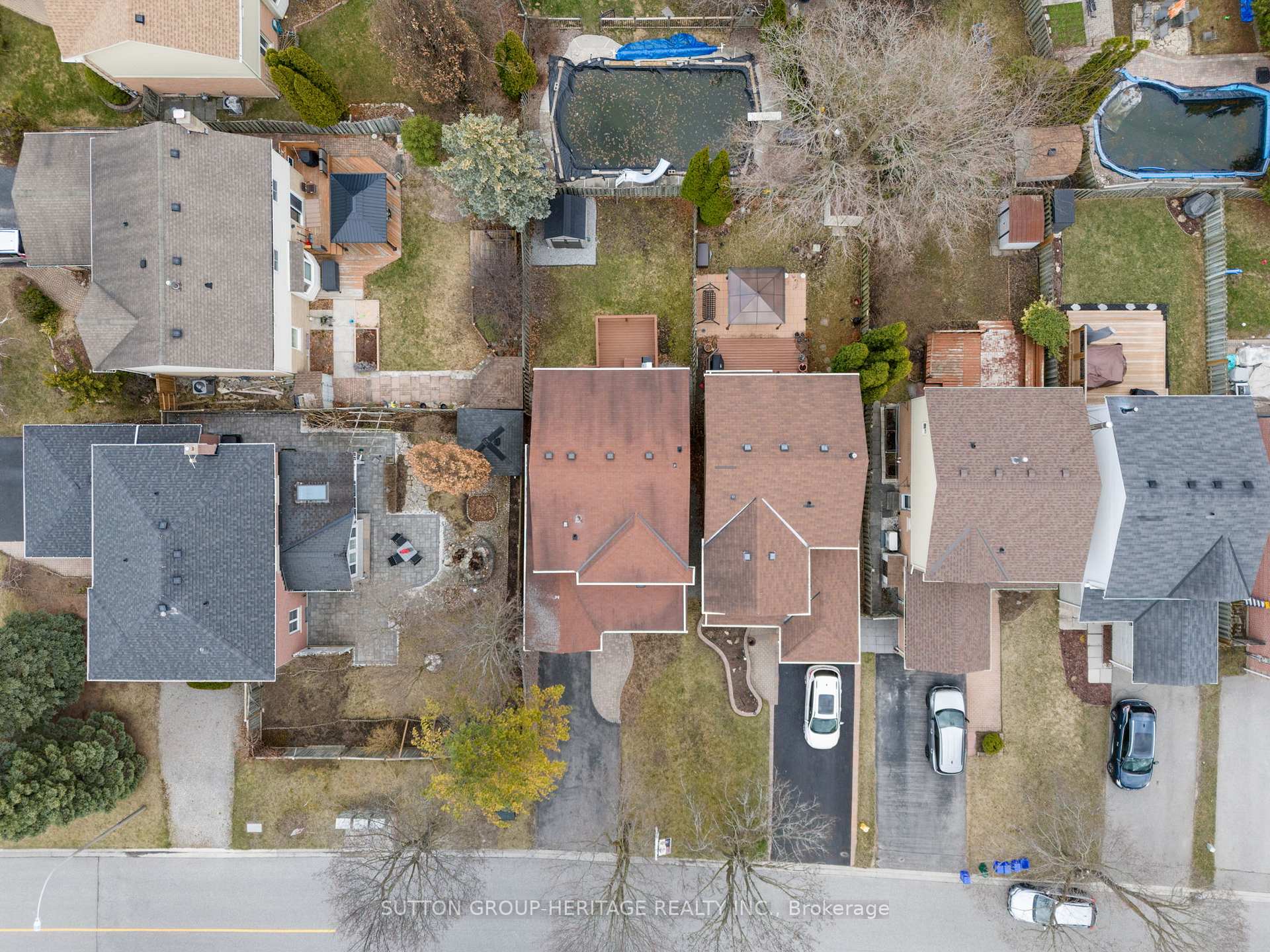 Photo 43 of 618 Sugar Maple Crescent, Whitby, Williamsburg — HOMEH