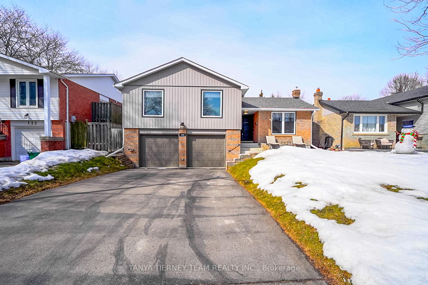 Front of 125 Guthrie Crescent