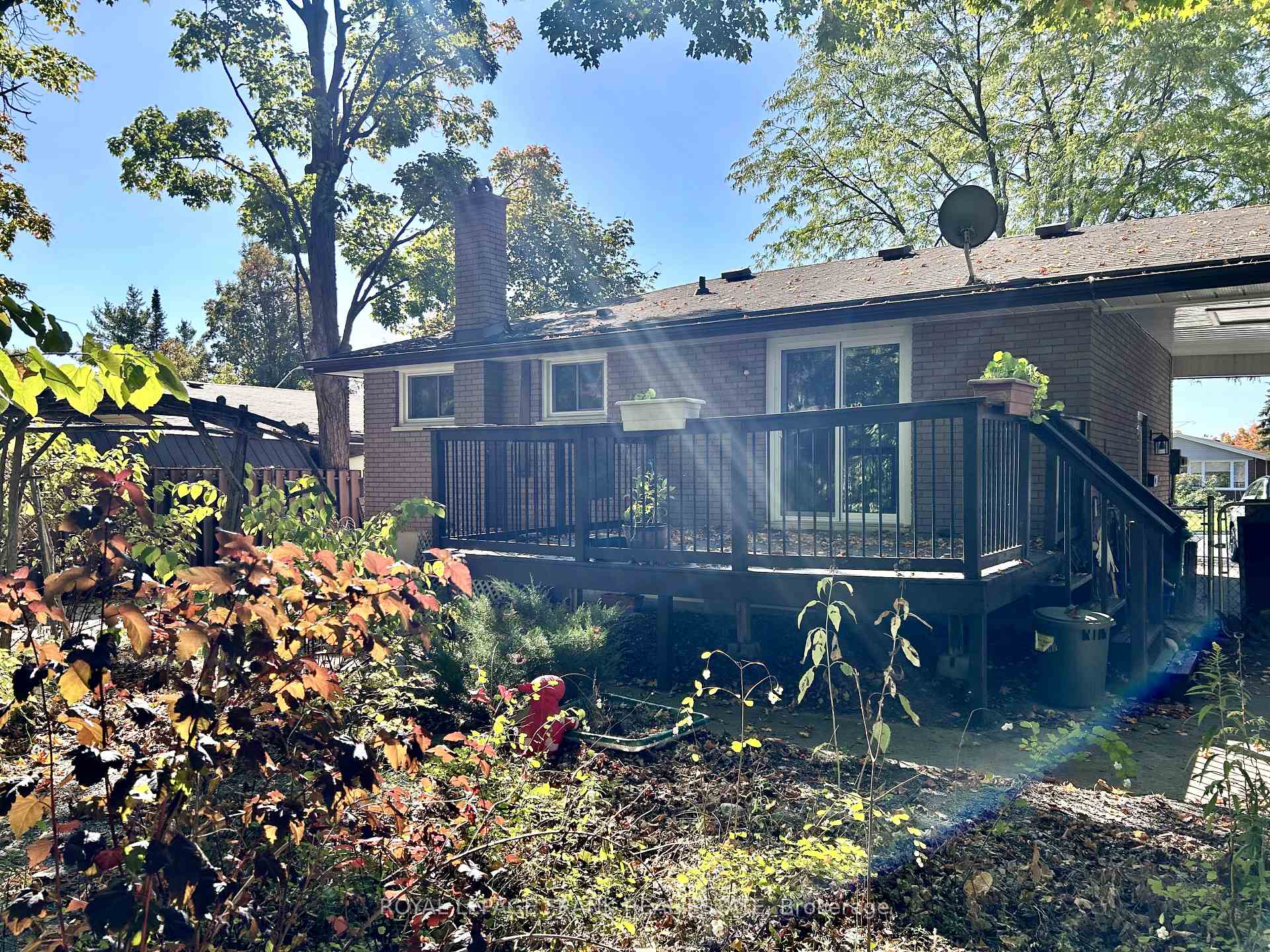 Photo 22 of 4 Peary Place, Peterborough, Northcrest Ward 5 — HOMEH
