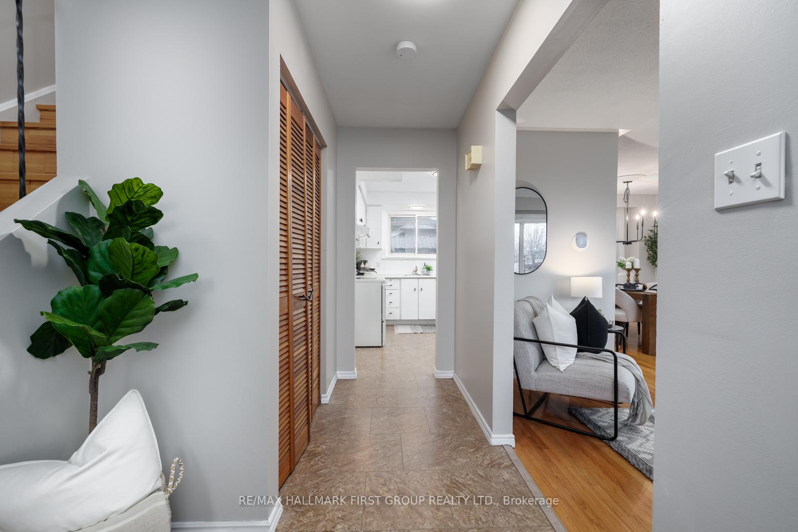 Photo 4 of 1395 Fundy Street, Oshawa, Lakeview — HOMEH