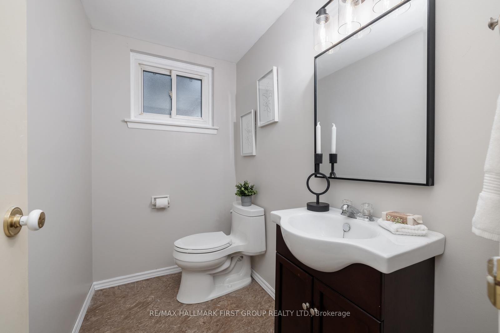 Photo 14 of 1395 Fundy Street, Oshawa, Lakeview — HOMEH