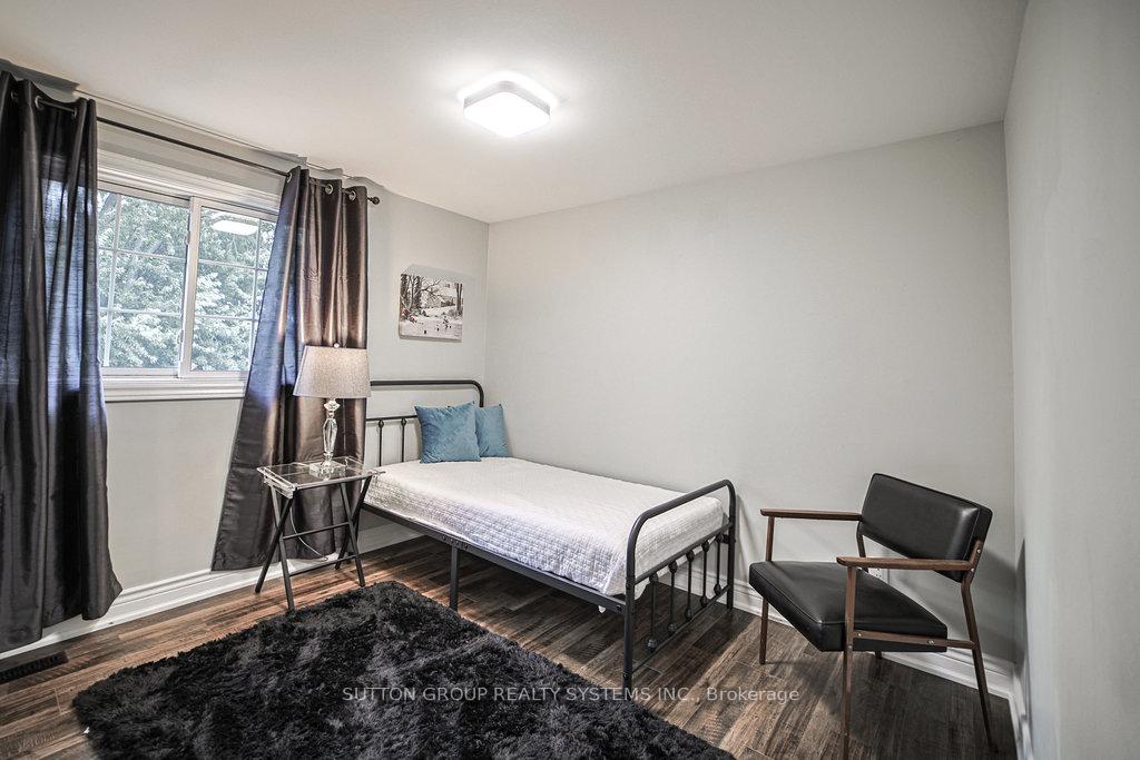 Photo 11 of 160 Allan Drive, Caledon, Bolton East — HOMEH