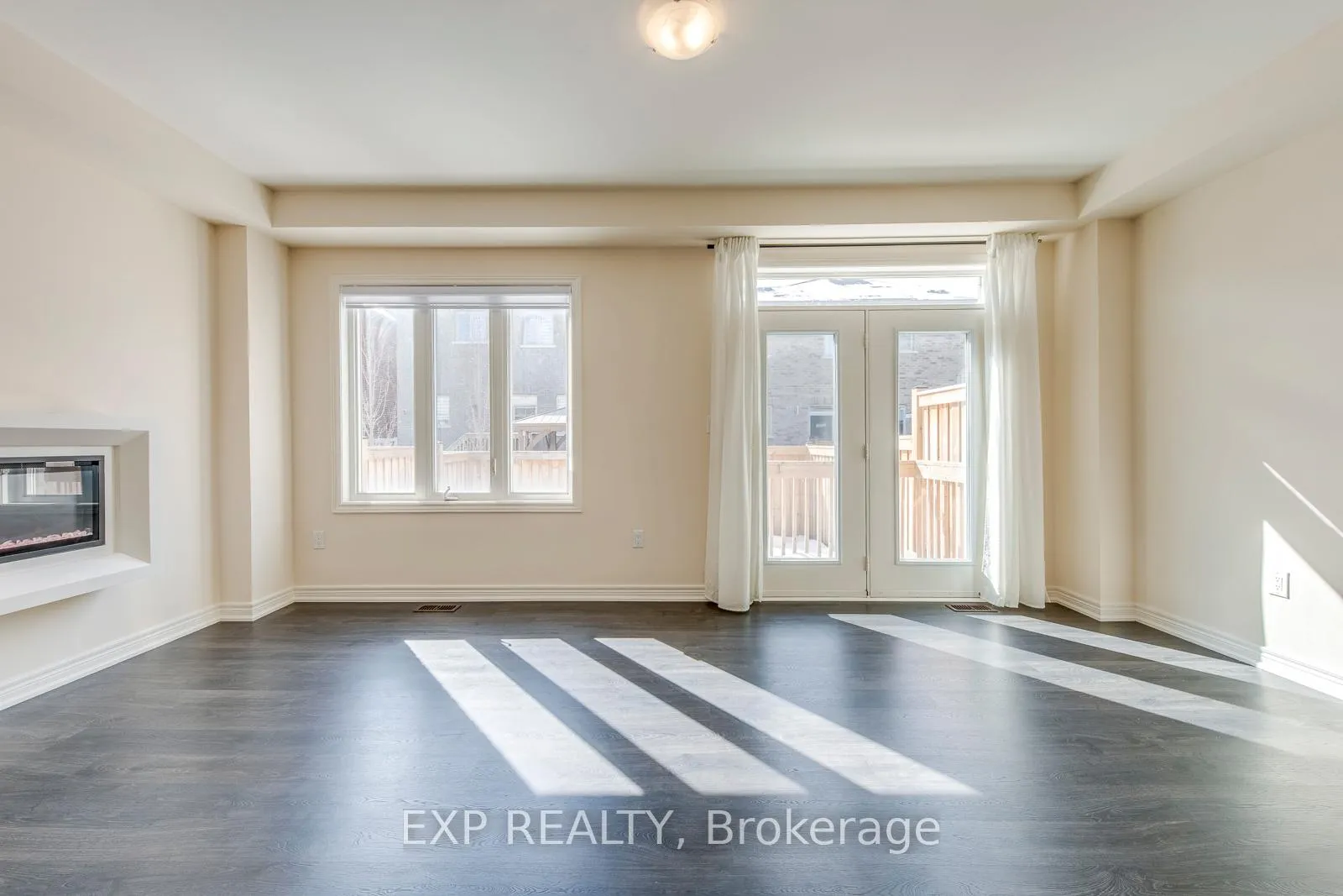 Photo 11 of 186 Agro Street, Hamilton, Waterdown — HOMEH