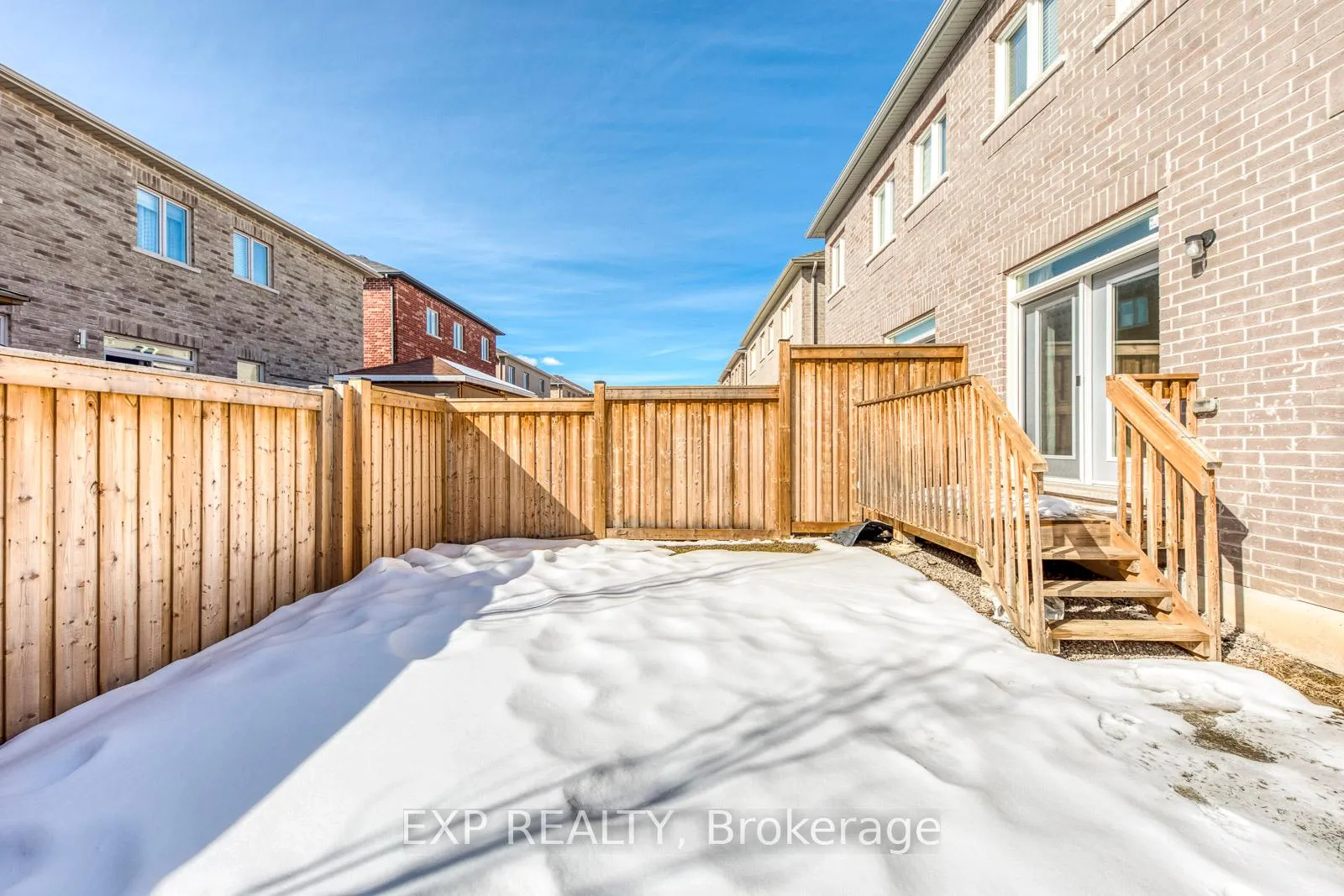 Photo 37 of 186 Agro Street, Hamilton, Waterdown — HOMEH
