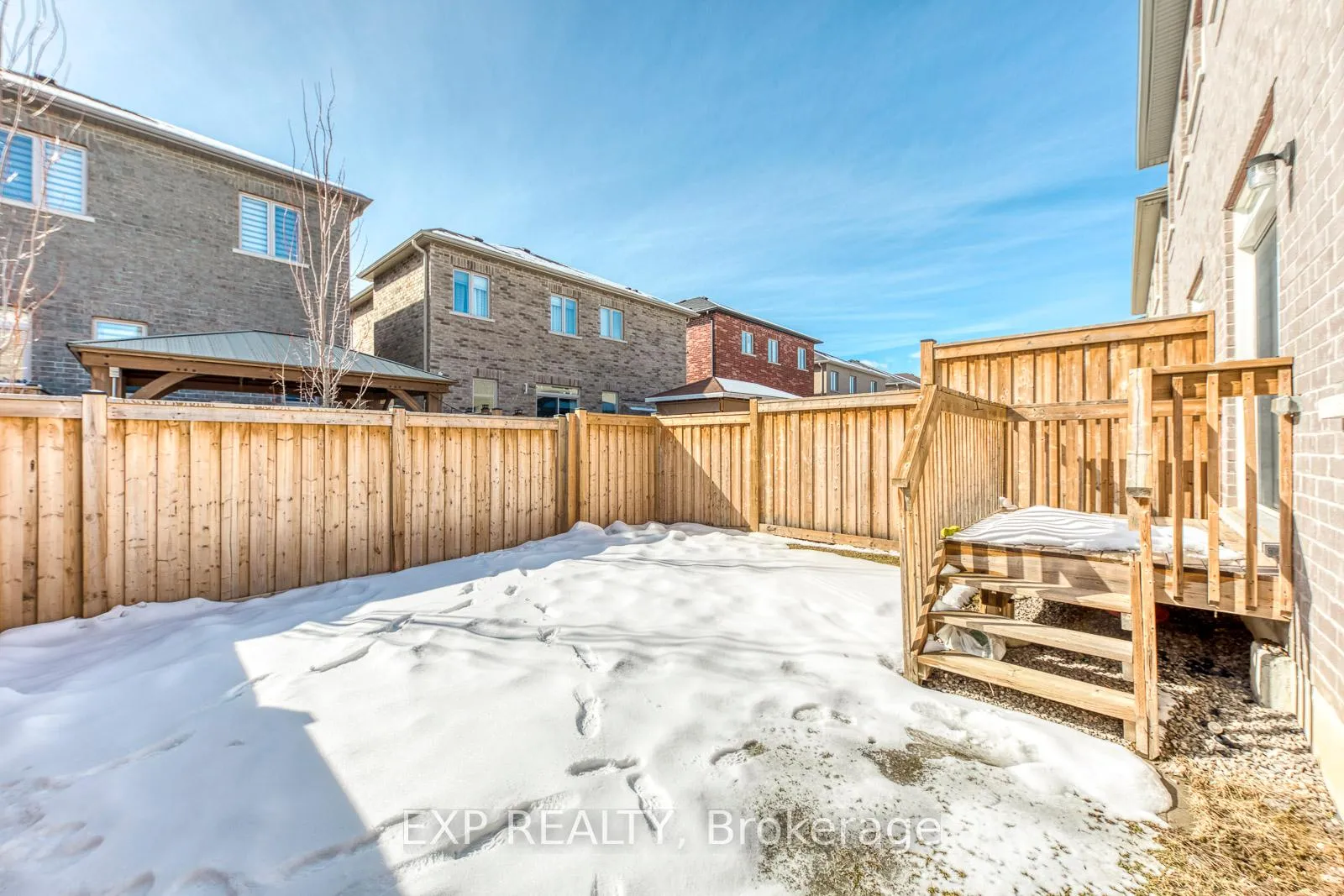 Photo 39 of 186 Agro Street, Hamilton, Waterdown — HOMEH