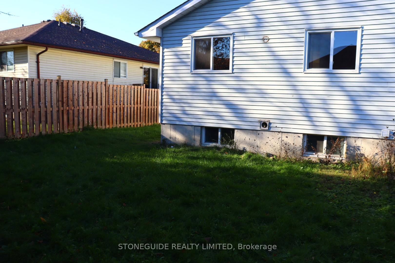Photo 36 of 2180 Easthill Drive, Peterborough, Ashburnham Ward 4 — HOMEH