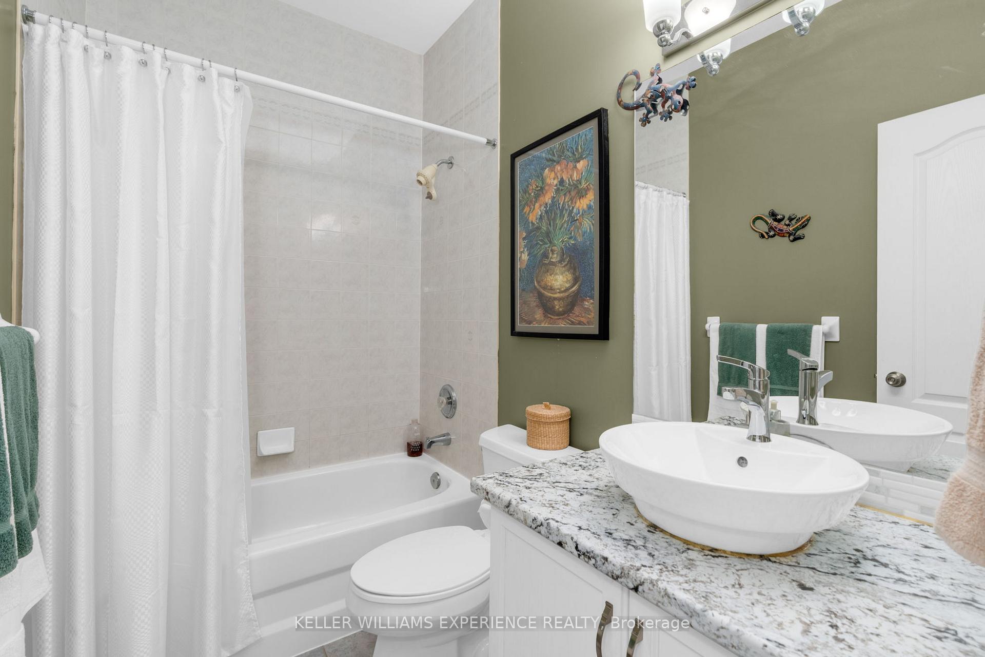 Photo 8 of 33 Allsop Crescent, Barrie, Holly — HOMEH